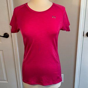 - Under Armour Run semi-fitted heat gear top Small